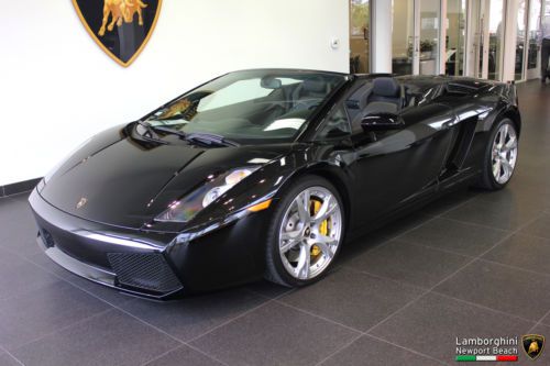 Spyder, all wheel drive, nero noctis/nero perseus, clean inside &amp; out, serviced
