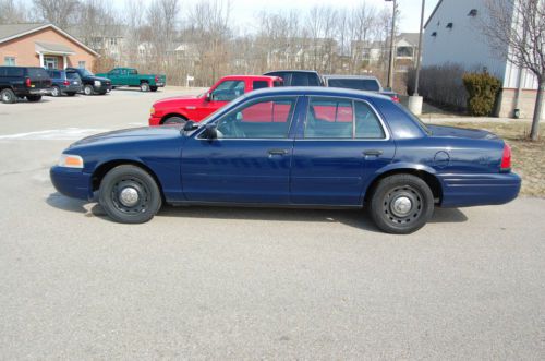 2005 ford crown victoria police interceptor