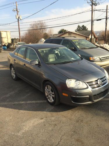 2009 volkswagen jetta tdi sedan 4-door 2.0l