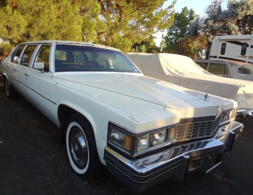 Limo limousine cadillac fleetwood 1977 classic limo