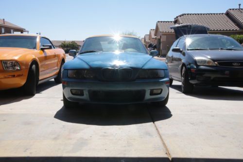 2001 bmw z3 roadster convertible 2.5i - very low miles - no reserve