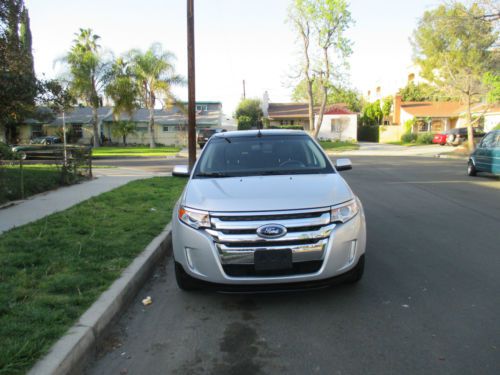 2011 ford edge sel fwd *clean/low mileage*