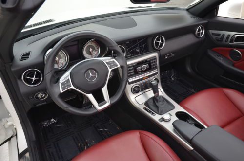 2012 MERCEDES-BENZ SLK350, CLEAN CARFAX, 1 OWNER, CPO, LIGHTNING, MULTIMEDIA, image 20