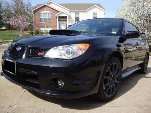 2007 subaru impreza wrx sti 32,500 miles adult owned - garage kept