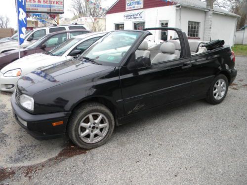 1998 volkswagen cabrio gl convertible 2-door 2.0l