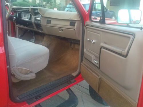 1986 Ford F250 4X4, image 9