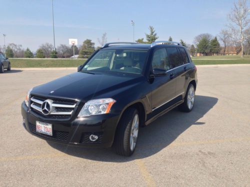 2011 mercedes-benz glk350. black. only 28k miles. nav. panoramic roof.