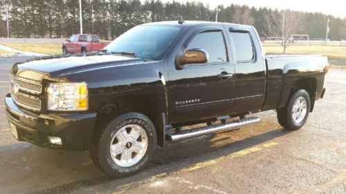 Black, ltz, 4x4, mint,