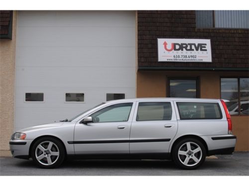 Warranty v70 r wagon 6 speed serv hist 300hp premium dolby pro logic we finance!