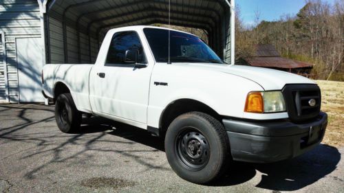 2004 ford ranger xl standard cab pickup 2-door 2.3l 25mpg no reserve!!!