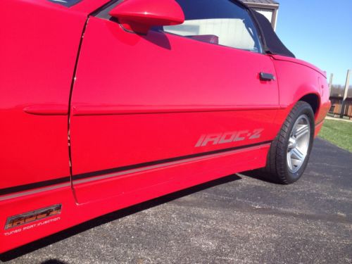 1990 Chevy IROC Convertible Rare Red Leather, image 5