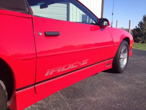 1990 Chevy IROC Convertible Rare Red Leather, image 6