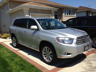 08 toyota highlander hybrid ltd| awd | nav,dvd,bckpcam,keylessstrt,3rdrow,blutoo