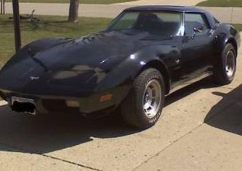 1977 chevrolet corvette base coupe 2-door 5.7l