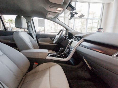 Limited New 3.5L CD 3.5L TI-VCT V6 ENGINE  (STD) ALL-WEATHER FLOOR MATS HD Radio, US $38,930.00, image 20