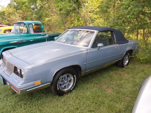 1983 Oldsmobile Cutlass Calais rare Convertible Olds hot rod street rod classic, image 2