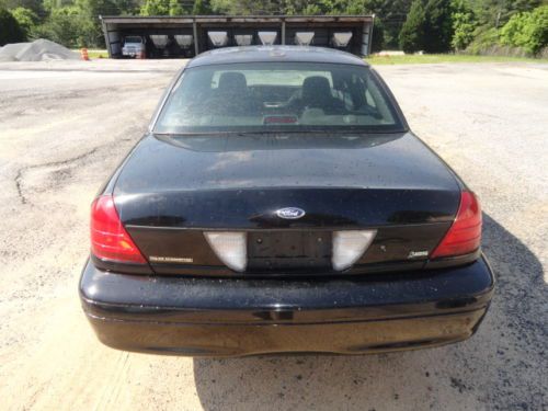 2009 Black Ford Crown Victoria 4 Door Sedan One Owner, image 6