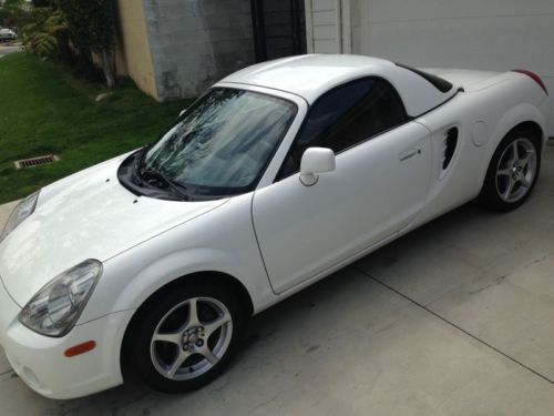 2003 toyota mr2 spyder with original 19,300 miles as of 06-29-2014