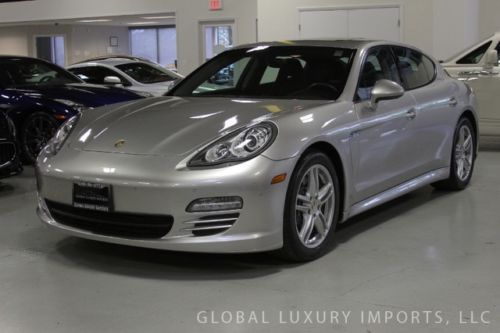 2011 porsche panamera  4 v6 awd