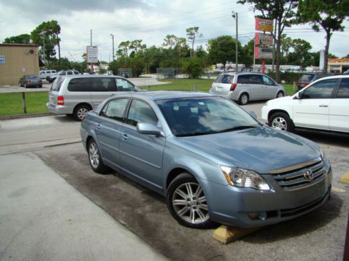 Very clean 2007 toyota avalon limited fully loaded navigation