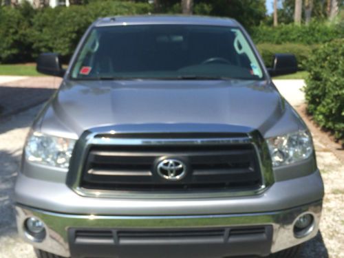 Toyota tundra crewmax, sr5, trd, 2010