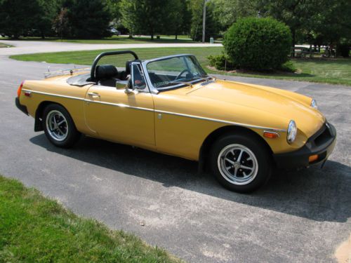 1975 mgb roadster