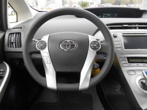 2014 toyota prius two