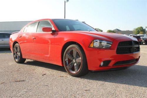 2014 dodge charger sxt