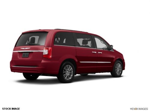 2014 chrysler town & country touring