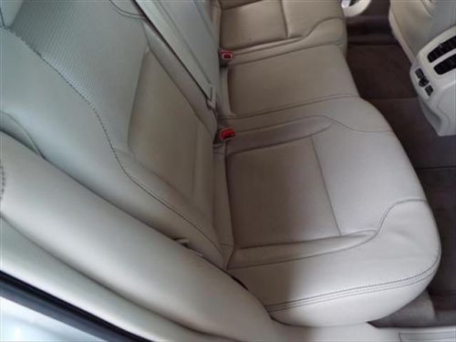 2010 ford taurus limited