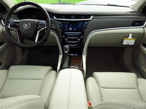 2014 cadillac xts base