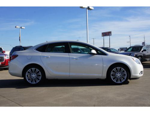 2014 buick verano base