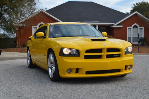 2007 dodge charger srt8 super bee number 44 of 1000 no reserve