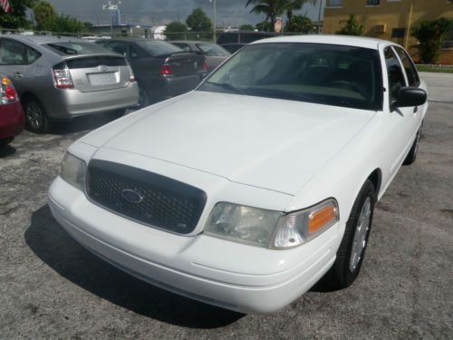 2007 ford crown victoria police interceptor sedan 4-door 4.6l