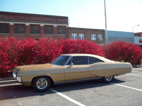 1967 pontiac bonneville base 6.6l