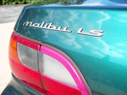 1998 Chevrolet Malibu LS Sedan 4-Door 3.1L, image 12