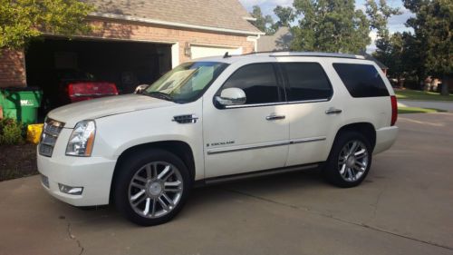 2008 cadillac escalade platinum edition awd low miles! no reserve!