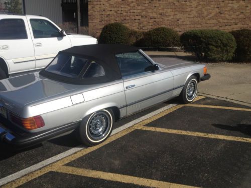 1975  450 SL Mercedes-Benz Collector Show Car, image 7
