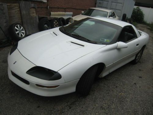 1996 chevrolet camaro base coupe 2-door 3.8l v6