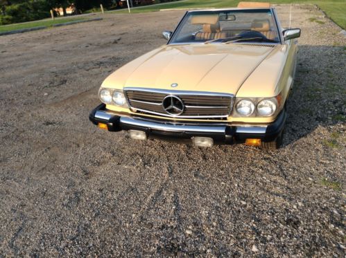 1983 Mercedes-Benz 380SL 42300 miles recently serviced by MB. New soft top., US $12,500.00, image 3