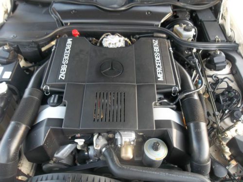 1990 Mercedes-Benz SL500 Hard Top Convertible, Only 35,000 Miles !!! No Reserve!, image 17