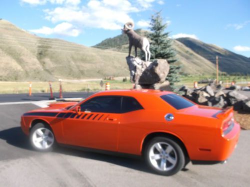 2010 dodge challenger r/t coupe 6-speed 5.7l