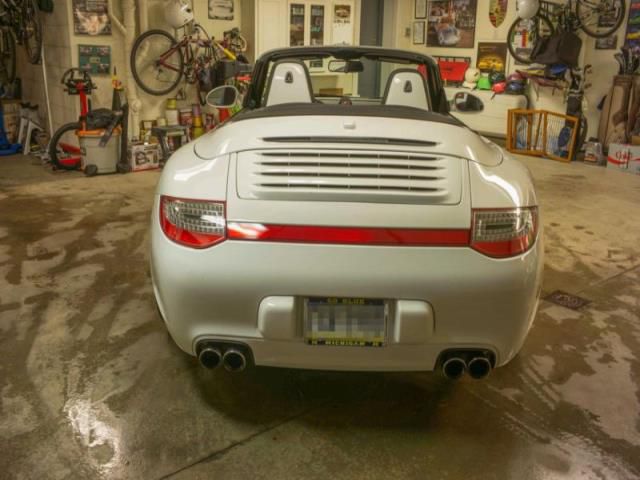 Porsche 911 carrera convertible 2-door