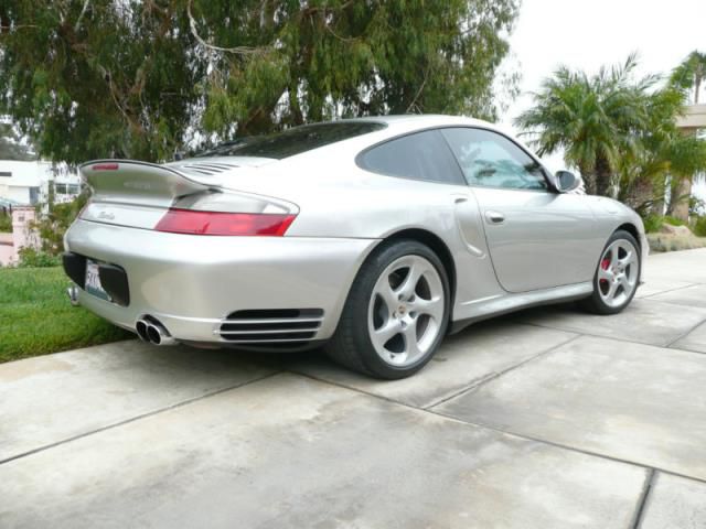 Porsche: 911 twin turbo