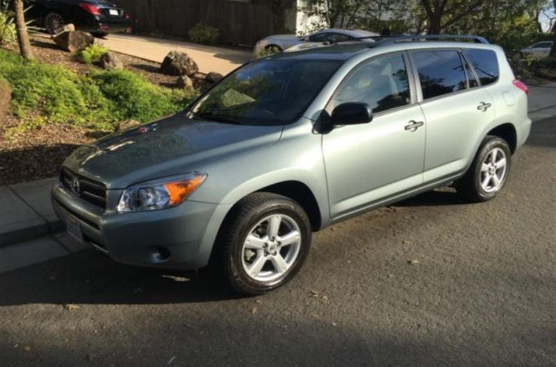 2007 toyota rav4 base sport utility 4-door