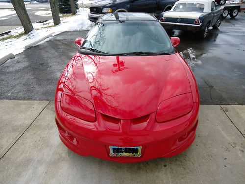 2000 pontiac fire bird spring is here !! summer fun ! t-tops candy apple red !!