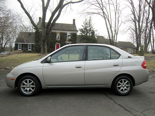 2002 toyota prius sedan 4-door 1.5l ...with no reserve