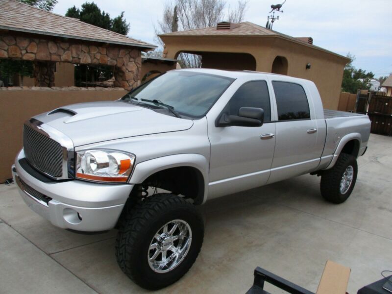 2006 dodge ram 2500 laramie