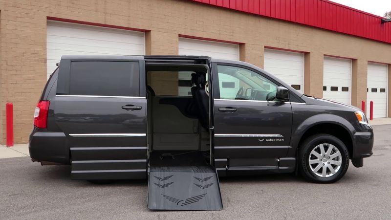 2013 chrysler town & country touring mobility wheelchair accessible van | 43k miles $17995<br />
