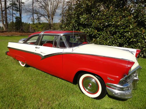 1956 ford fairlane crown victoria